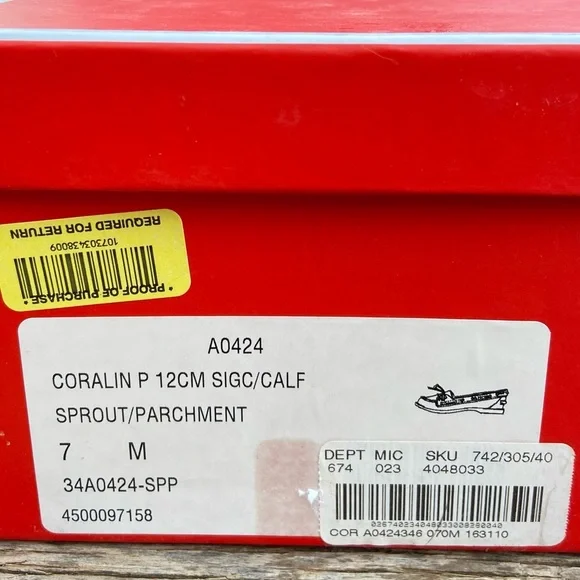 Coach Yellow and Cream Boat Loafer Flats Size 7 In Box!! - Picture 8 of 9